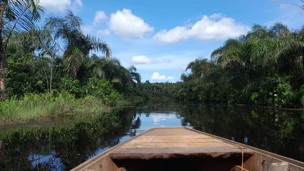 Photo of the sky and boat in Black River in Adjara, Porto-Novo